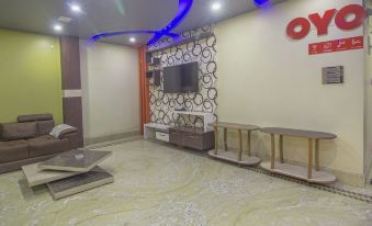 OYO 27610 Hotel Landmark