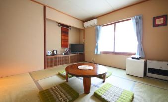 Kunugi Relaxation with 4 Modern Rooms