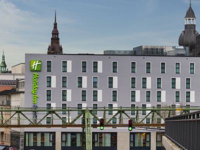 Holiday Inn Express WUPPERTAL - HAUPTBAHNHOF by IHG