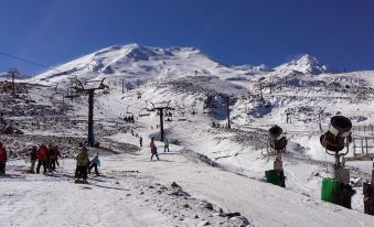 Tongariro Crossing Lodge