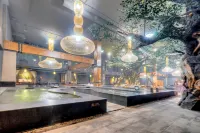 Shuimu City Hot Spring Holiday Hotel