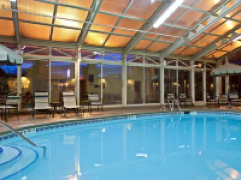 普拉茨堡拉昆塔温德姆套房酒店 克林頓縣酒店