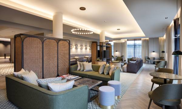 Staybridge Suites London - Heathrow Bath Road by IHG