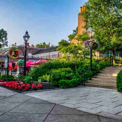 Nassau Inn Hotel Exterior