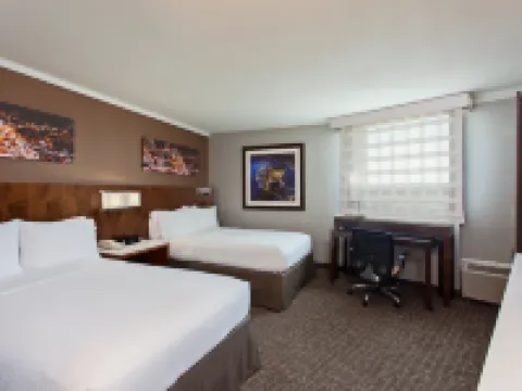 Holiday Inn LONG BEACH AIRPORT by IHG โรงแรมในลองบีช
