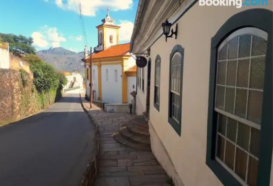 布魯馬敏納斯州黑金城旅舍