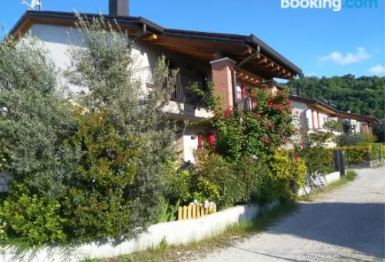 馬洛斯蒂卡住宿加早餐旅館