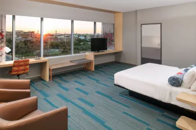 Aloft Tampa Downtown Hotels near Hyde Park Village