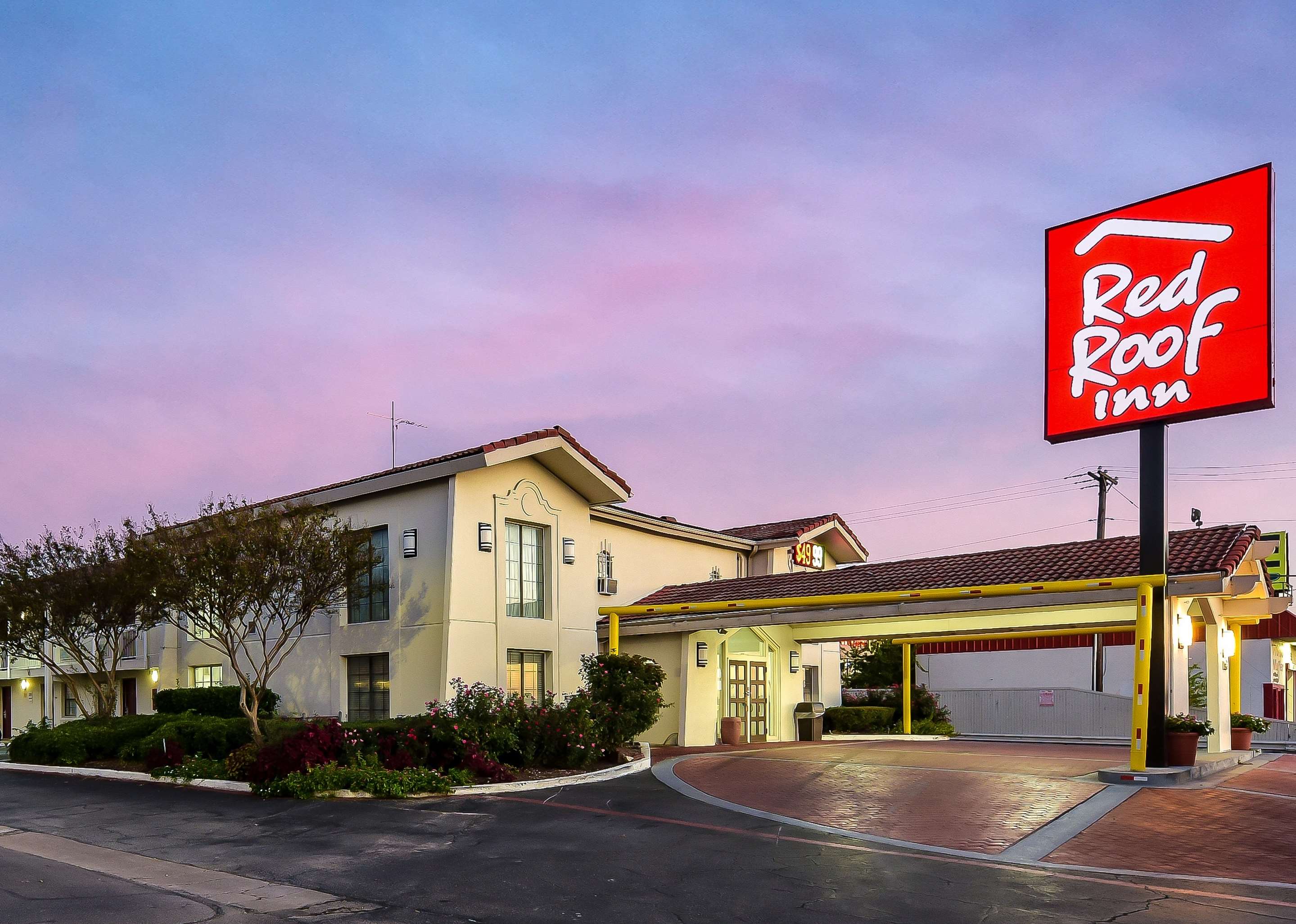 Red Roof Inn Plano