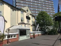 DJ Suites the Element Hotels in Stretford