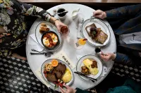 Dossier - breakfast