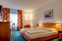 Hotel Panorama Hamburg-Harburg فنادق في Rosengarten