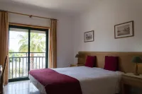 Plaza Real by Atlantichotels Hotels in Portimão