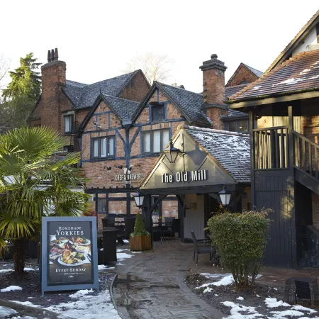Old Mill by Chef & Brewer Collection Отели рядом с достопримечательностью «Бизнес-парк Stoneleigh Park»