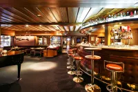 Hotel Alpenroyal - the Leading Hotels of the World - bar