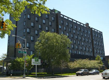 The LaGuardia Hotel