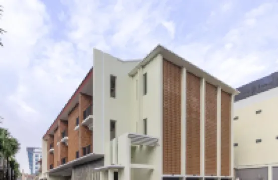 RedDoorz Premium near Ragunan Zoo 2 Hotel dekat Taman Margasatwa Ragunan