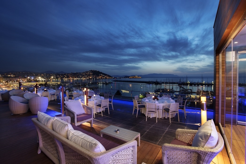 DoubleTree by Hilton Kusadasi