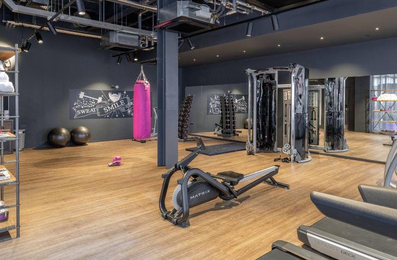 Moxy London Heathrow Airport photo 2