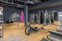 Moxy London Heathrow Airport - Gym