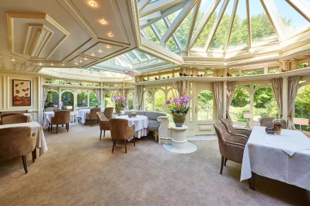 Hotel Landhaus Wachtelhof Отели в г. Ахаузен