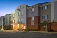 Candlewood Suites 赤褐色 奧本住宿飯店