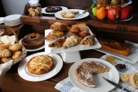 International Hotel & Suite - breakfast