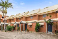 Spring Hill Terraces Motel & Apartments Hotels in Herston