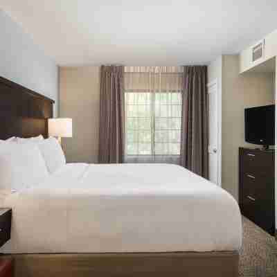 Staybridge Suites Chantilly Dulles Airport Rooms