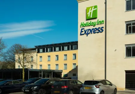 Holiday Inn Express Bath