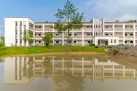Shikang Shiwai Taoyuan Leisure Tourist Resort
