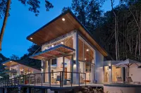 The Lodge at ChaaCreek Hotel a 