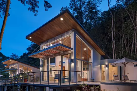 The Lodge at ChaaCreek Отели в г. Санта Фэмилия Виллидж