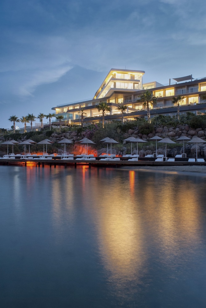 Cape Bodrum Luxury Hotel & Beach