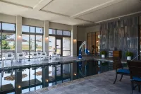 Renaissance Columbus Westerville-Polaris Hotel - ที่มีสระว่ายน้ำ