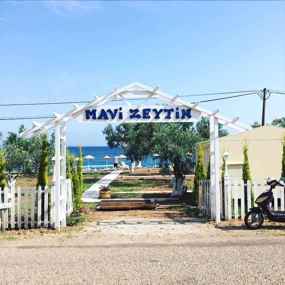 Mavizeytin Beach Club