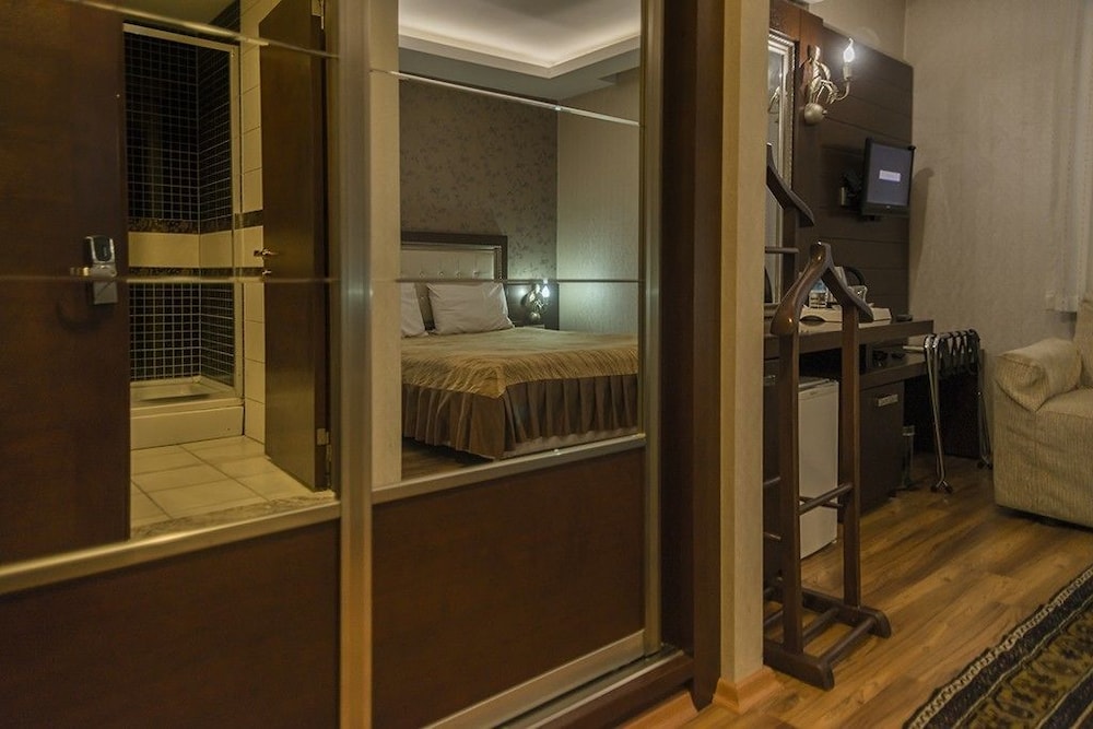 Abaylar Hotel