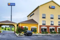 Comfort Inn & Suites Franklin East Hôtels à : Comte de Simpson