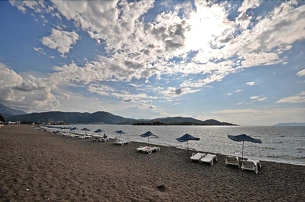 Makri Beach Hotel