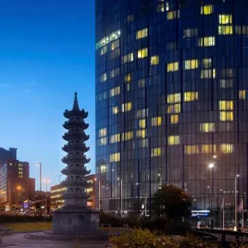 Radisson Blu Hotel, Birmingham Отели рядом с достопримечательностью «Фабрика фурнитуры для гробов братьев Ньюман»