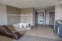 Country Inn & Suites by Radisson, Harlingen, TX - Hot Tub