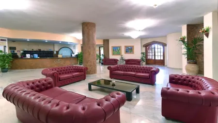 Hotel Akrabello