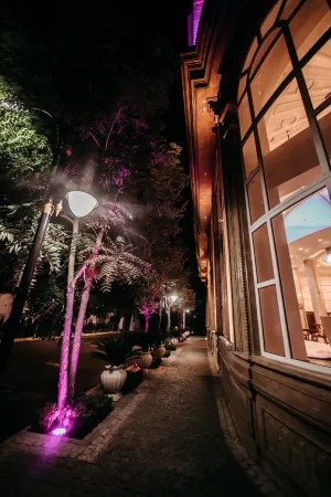Wisteria Grand Hotel