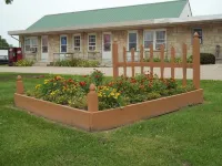 Sudbury Court Motel and RV Park Отели в г. Хомстед