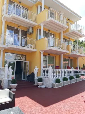 班吉雅梅加斯宮飯店 住宿飯店