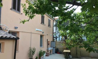 House with One Bedroom in Chieti, with Enclosed Garden and Wifi Near the Beach