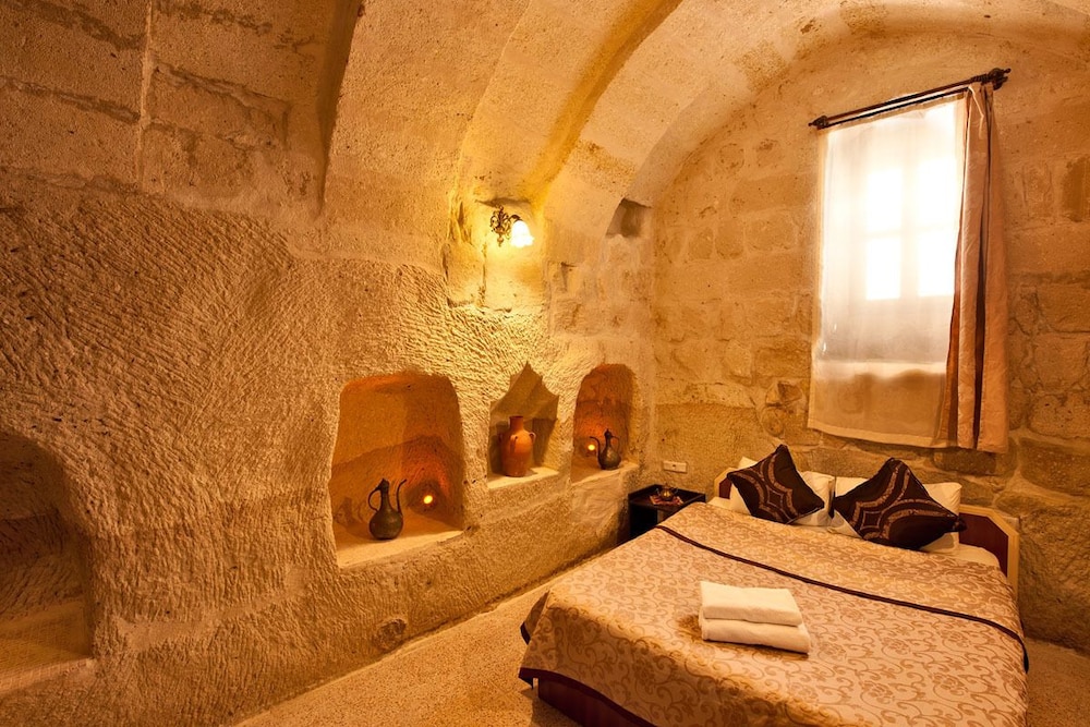 Caravanserai Cave Hotel