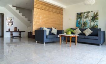 Apoview Beachhouse - Housity