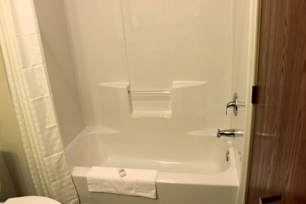Cobblestone Inn & Suites - Lamoni