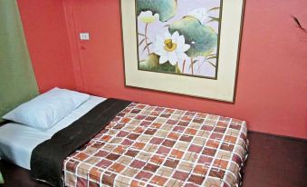 Phuket Airport Hostel and Homestay